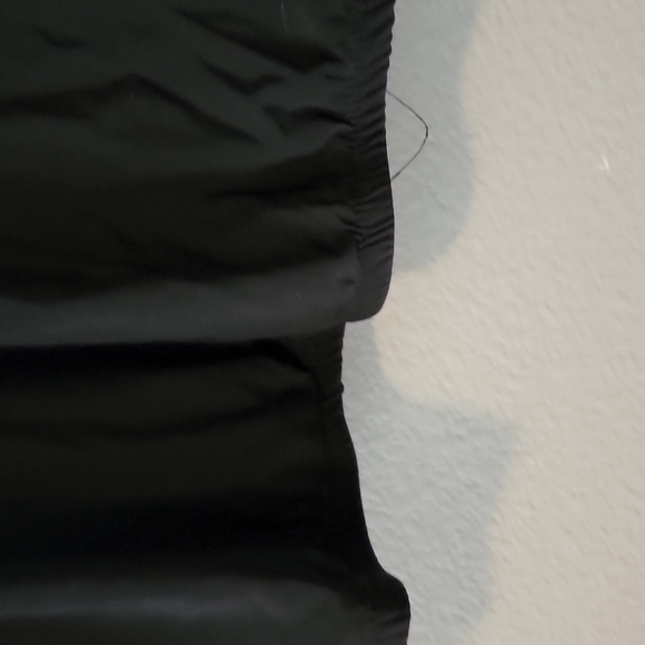 Top - Picture 2 of 5